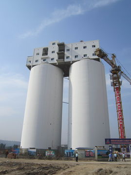 建設(shè)集團(tuán)百萬元重獎(jiǎng)優(yōu)質(zhì)工程 引領(lǐng)建筑行業(yè)高質(zhì)量發(fā)展